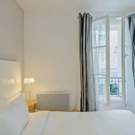 Family Flat Eiffel Tower Invalides Διαμέρισμα *