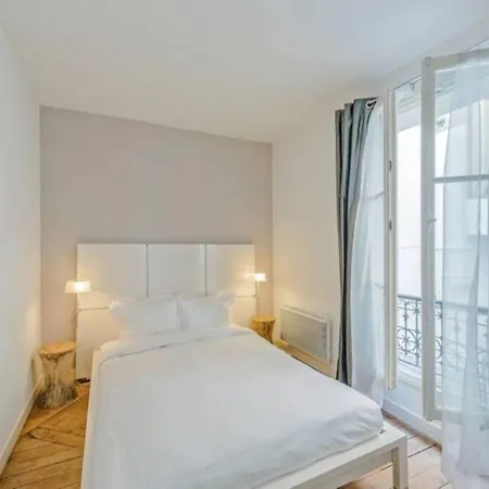 Διαμέρισμα Family Flat Eiffel Tower Invalides Παρίσι